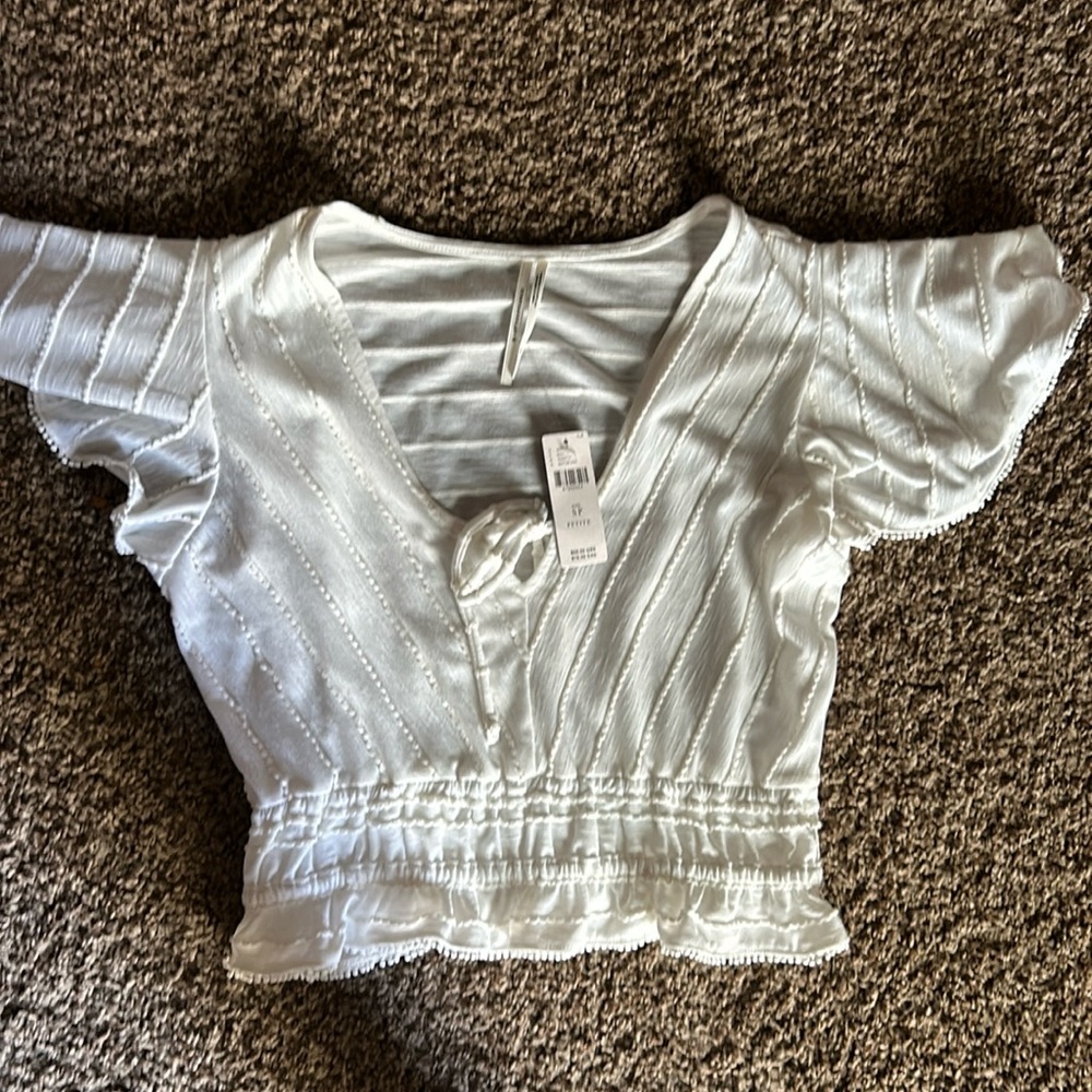 Anthropologie White Top Size Small Petite NWT Flounced Cropped Top